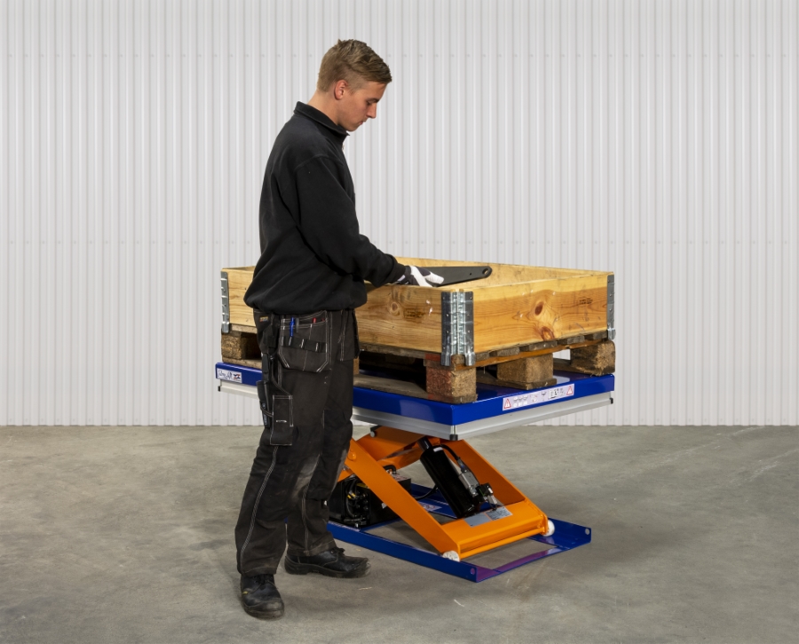 CL 1001 Piattaforma Singolo Pantografo